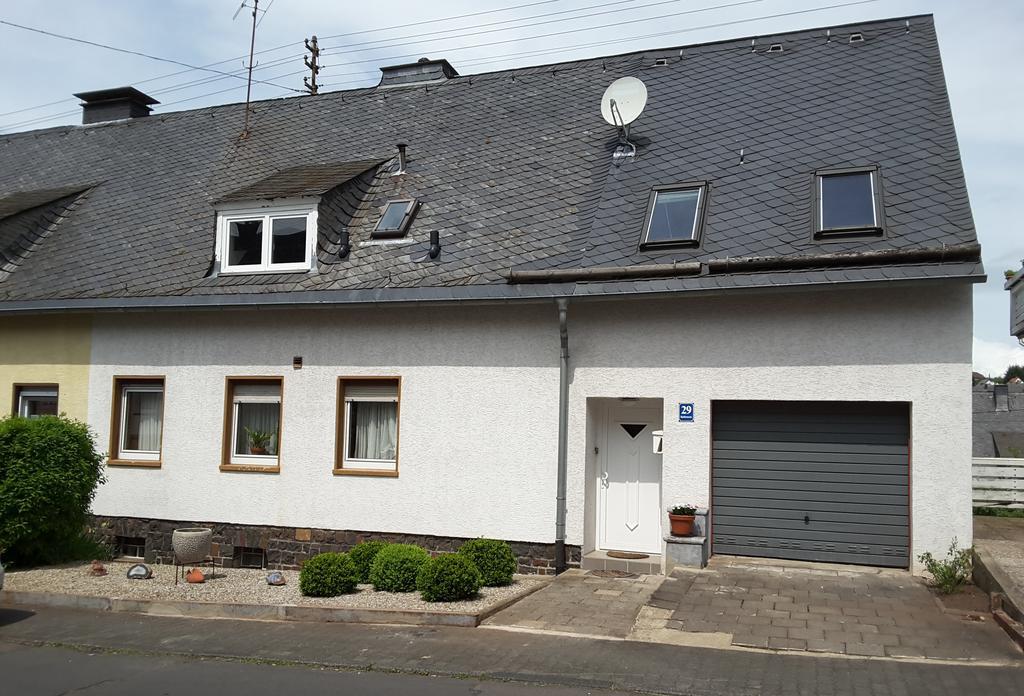 Krio Nicola Rothfuchs Ferienwohnung 1 Idar-Oberstein Bagian luar foto